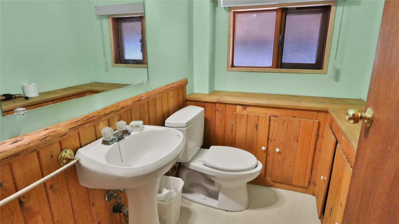 









2120


FISH LAKE

Road,
Rock Creek,




BC
V0H 1Y0

