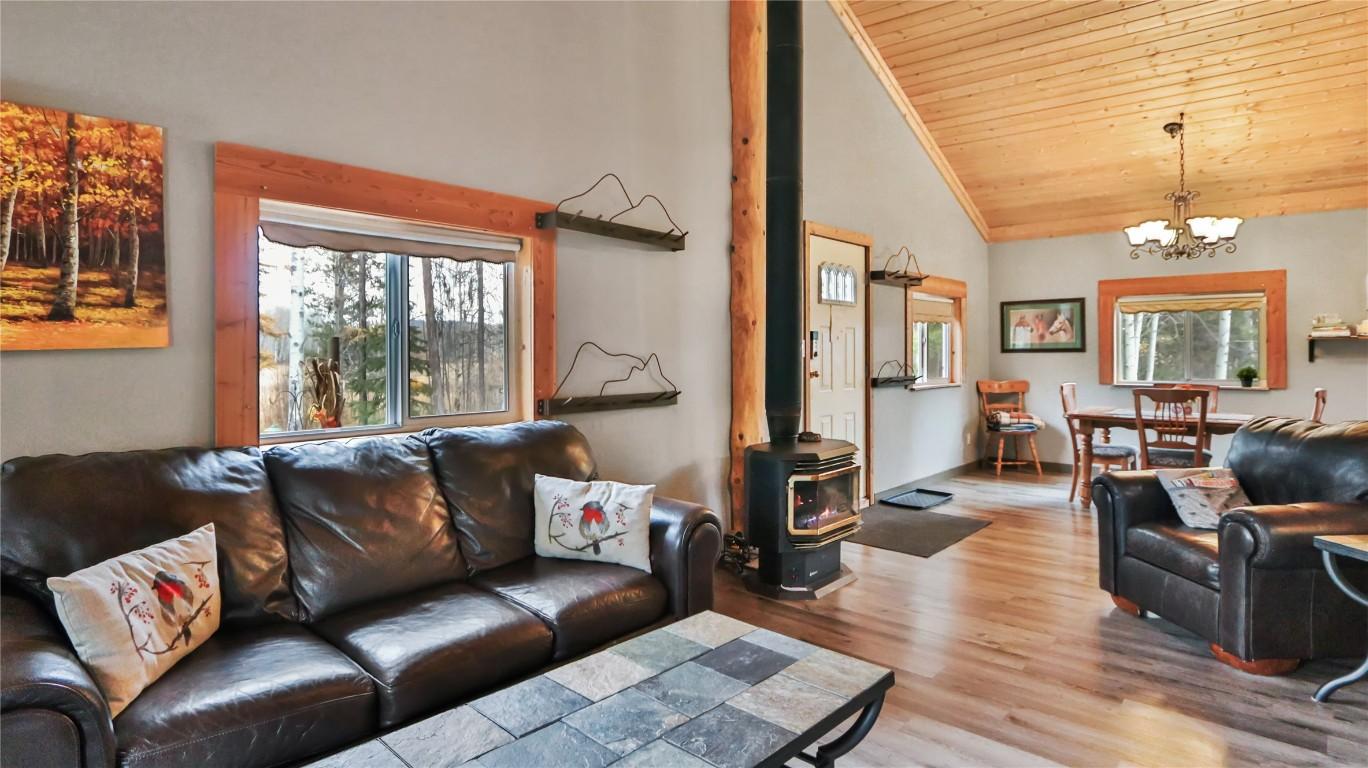 









2120


FISH LAKE

Road,
Rock Creek,




BC
V0H 1Y0

