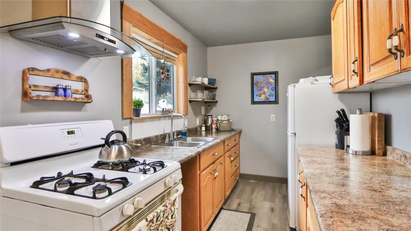 









2120


FISH LAKE

Road,
Rock Creek,




BC
V0H 1Y0

