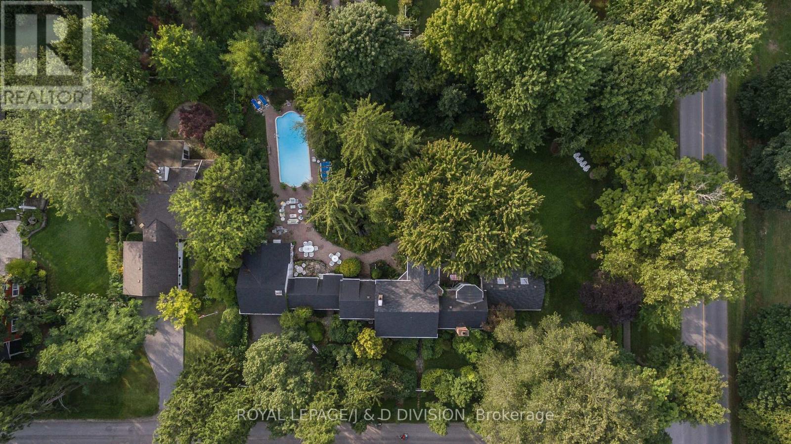 












217 BUTLER STREET

,
Niagara-on-the-Lake,




Ontario
L0S1J0


