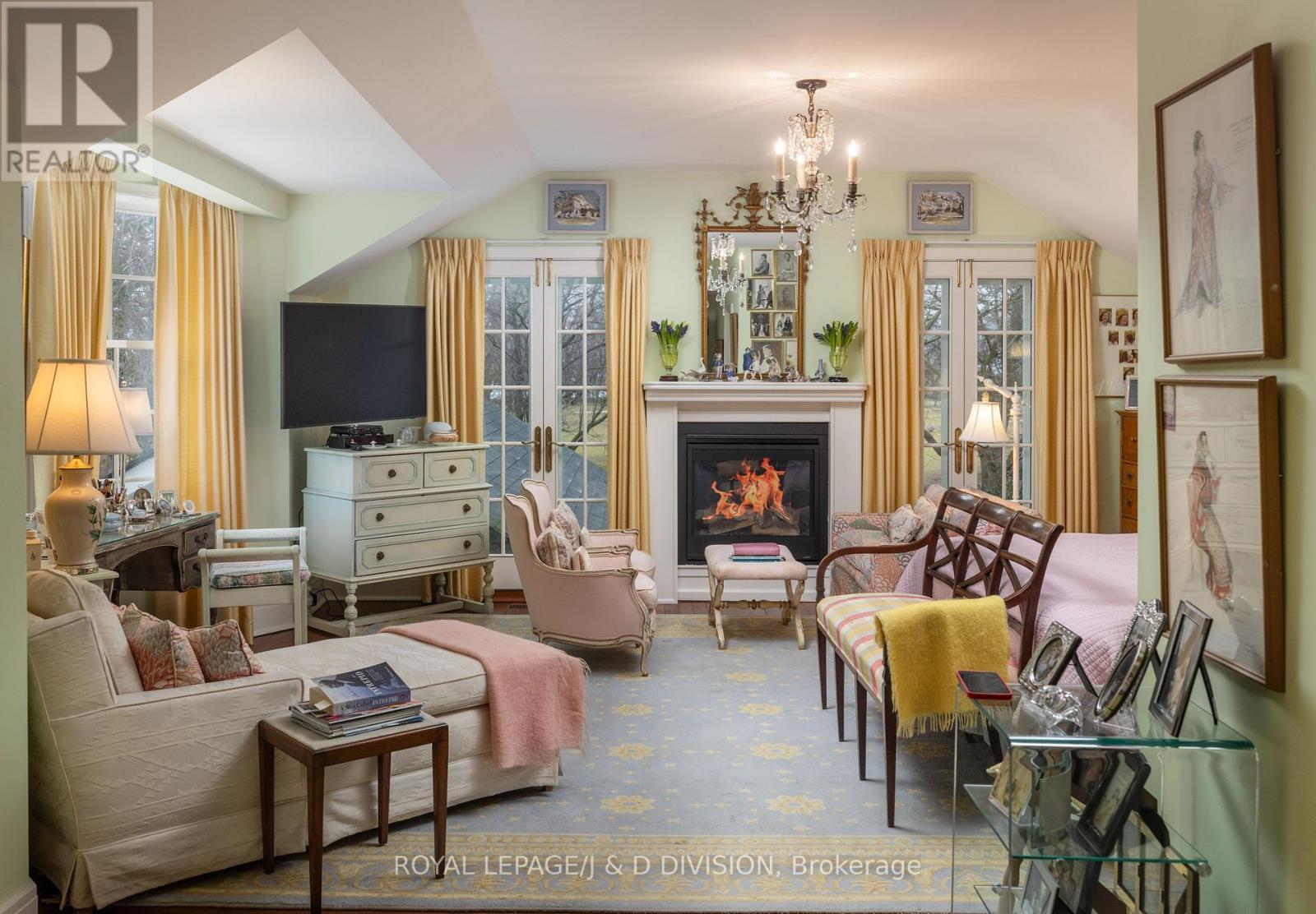 












217 BUTLER STREET

,
Niagara-on-the-Lake,




Ontario
L0S1J0

