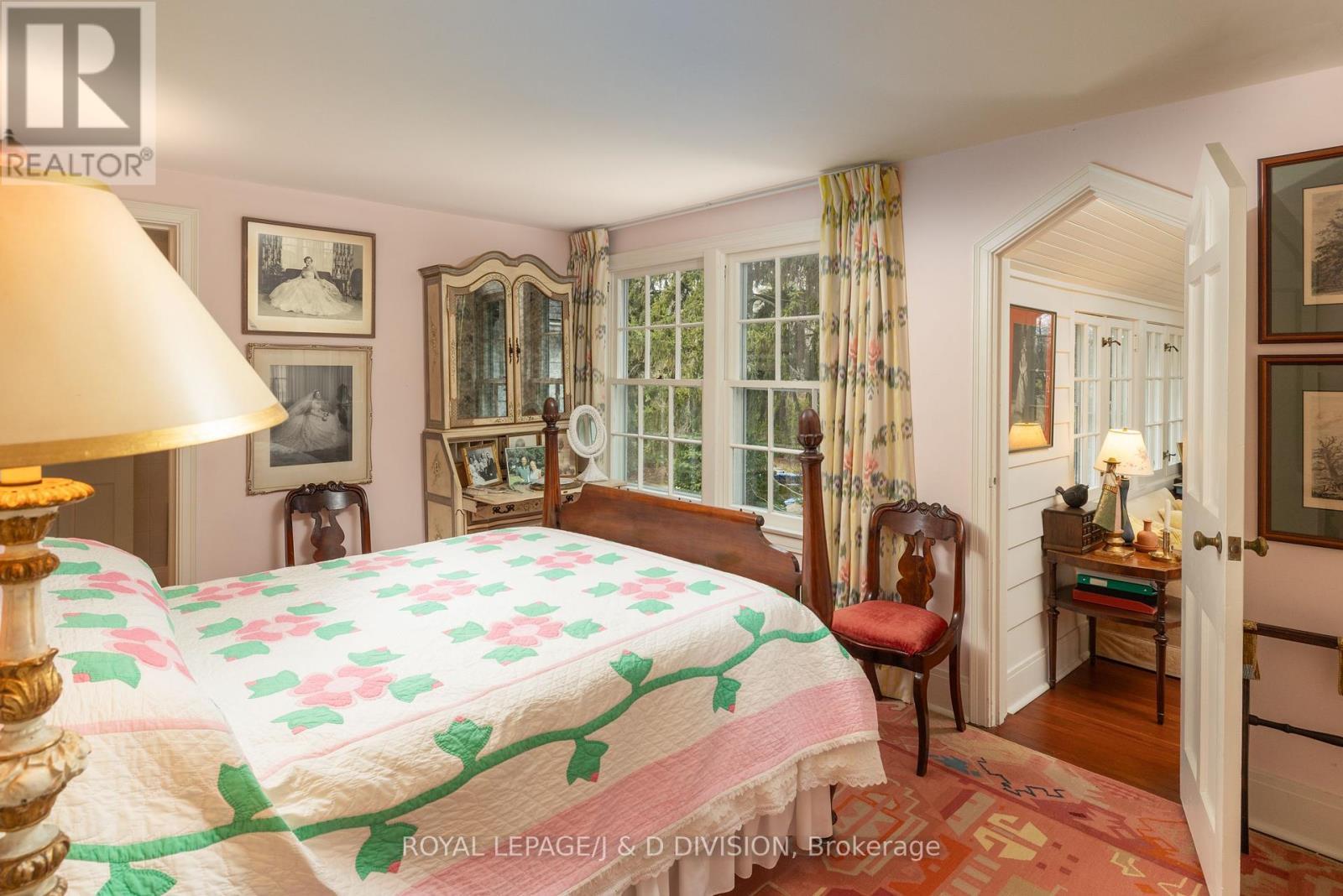 












217 BUTLER STREET

,
Niagara-on-the-Lake,




Ontario
L0S1J0

