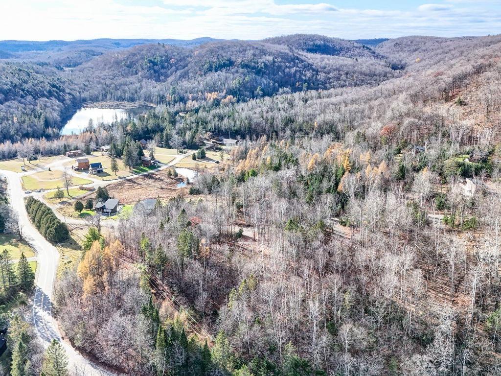 









7000


Route Principale

,
Wentworth-Nord,







QC
J0T1Y0

