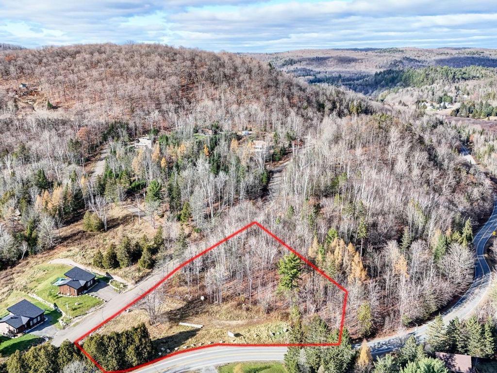 









7000


Route Principale

,
Wentworth-Nord,







QC
J0T1Y0

