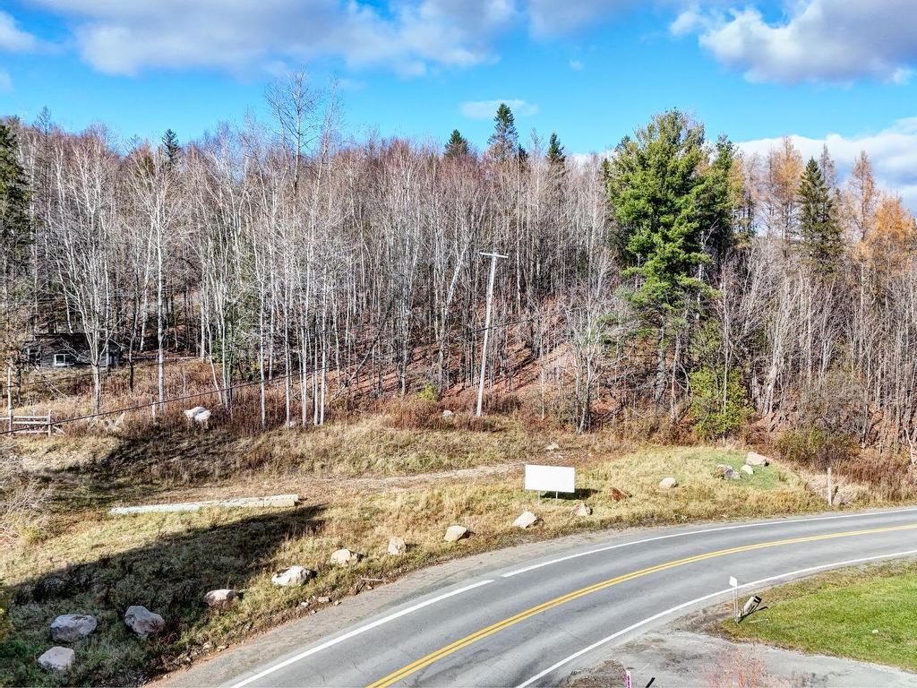 









7000


Route Principale

,
Wentworth-Nord,







QC
J0T1Y0

