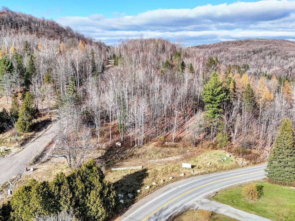 









7000


Route Principale

,
Wentworth-Nord,







QC
J0T1Y0

