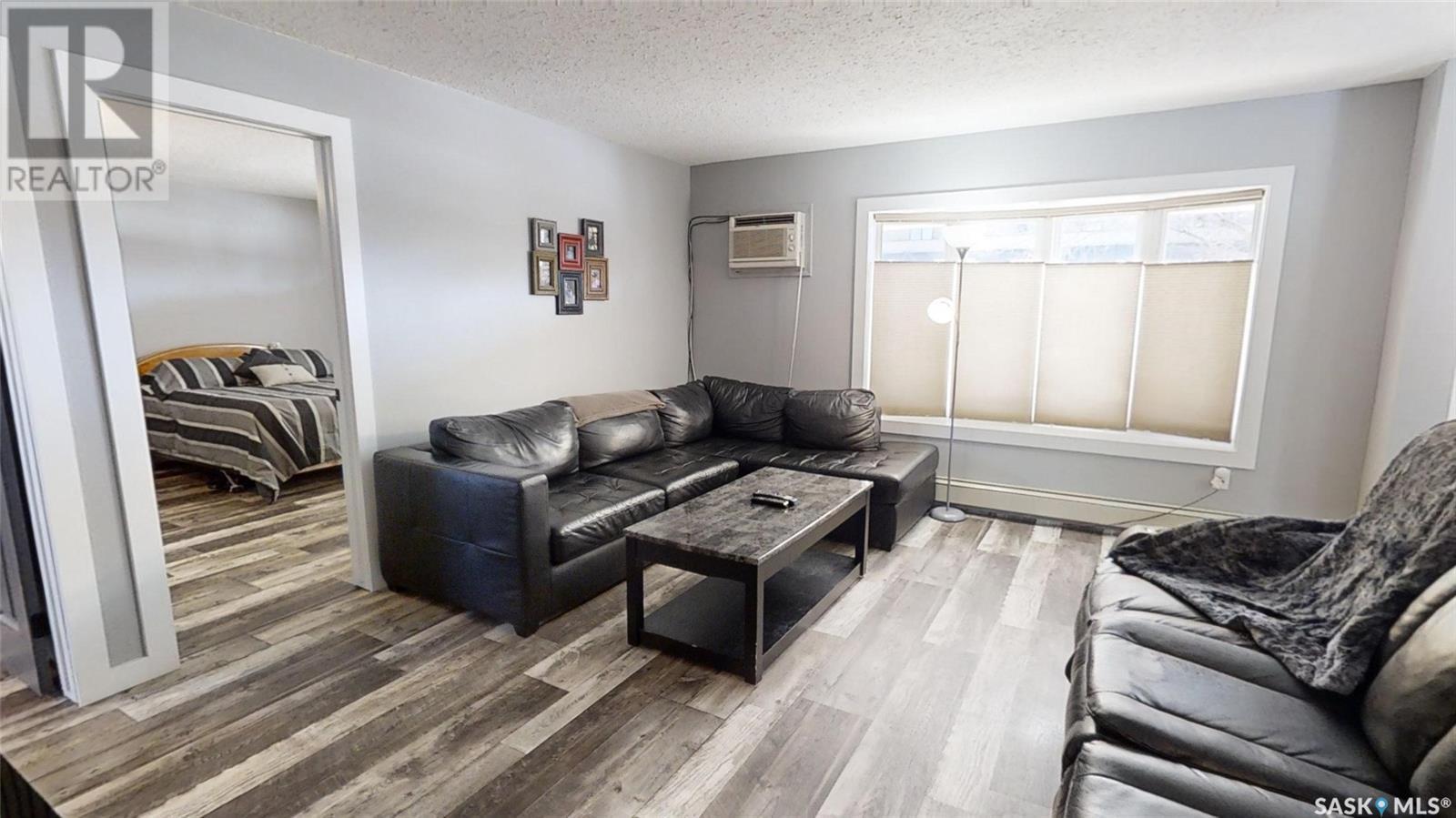 












2 122 1st AVENUE E

,
Kindersley,




Saskatchewan
S0L1S0

