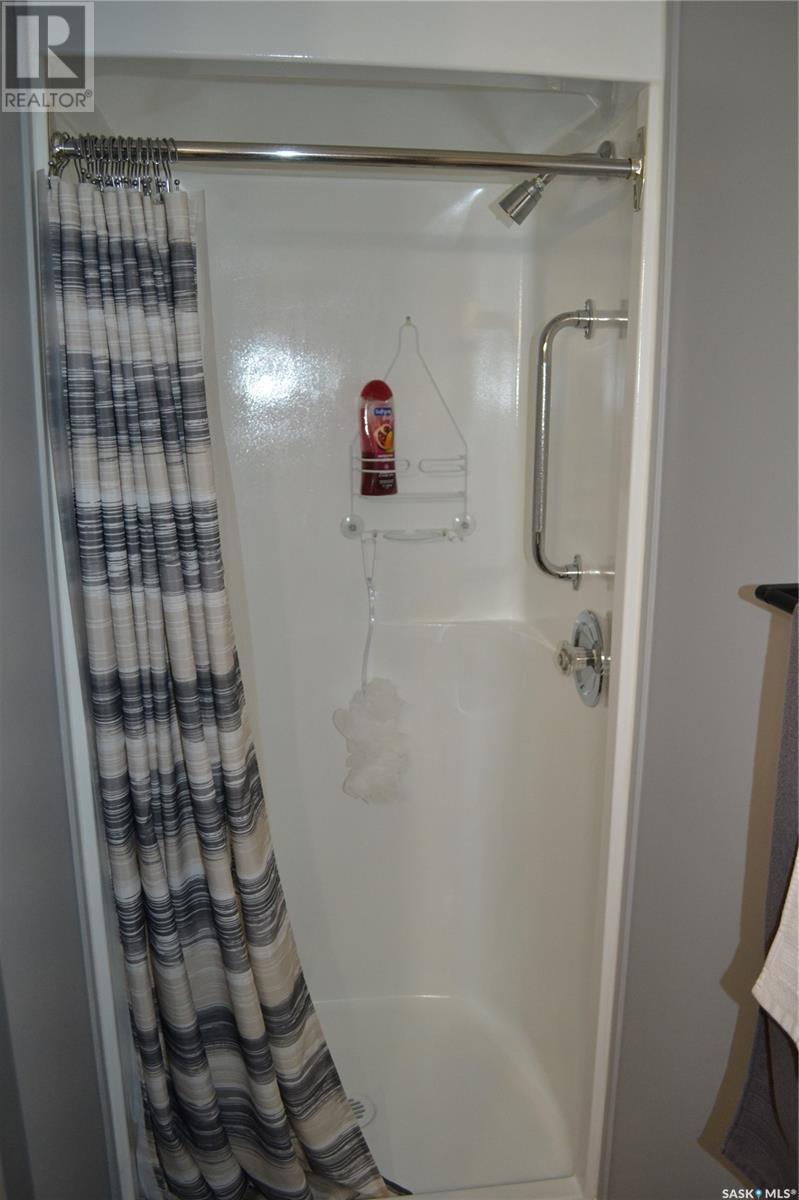 












2 122 1st AVENUE E

,
Kindersley,




Saskatchewan
S0L1S0

