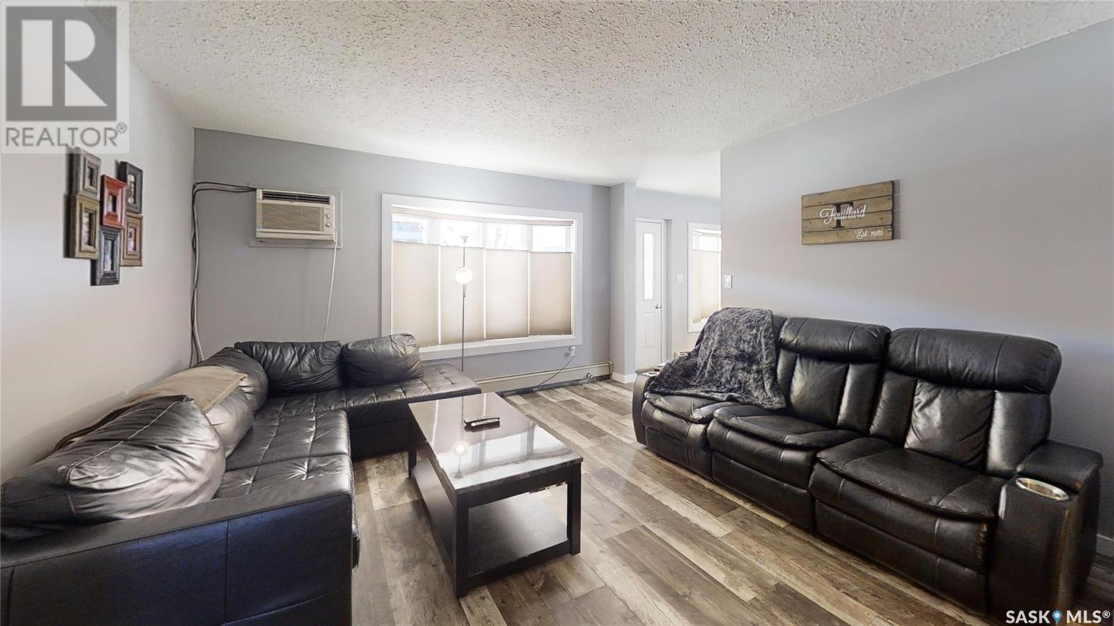 












2 122 1st AVENUE E

,
Kindersley,




Saskatchewan
S0L1S0

