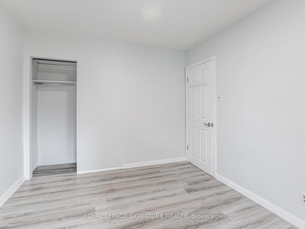 









6


Bonnyview

Drive,
Toronto,




ON
M8Y 3G6

