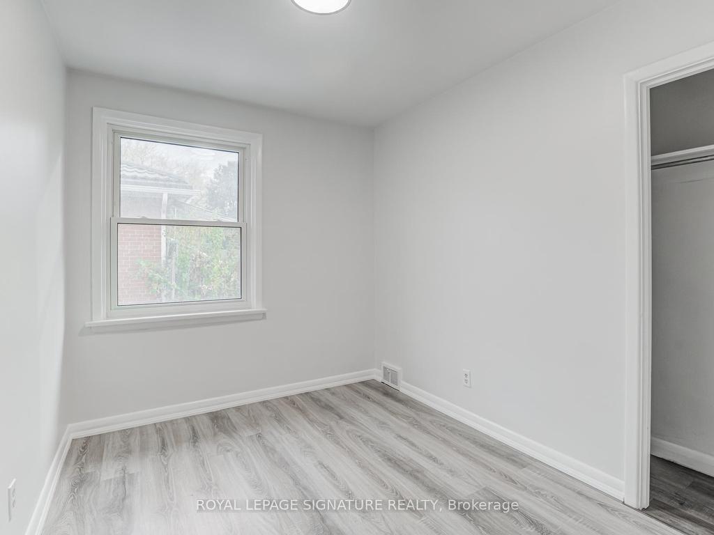 









6


Bonnyview

Drive,
Toronto,




ON
M8Y 3G6

