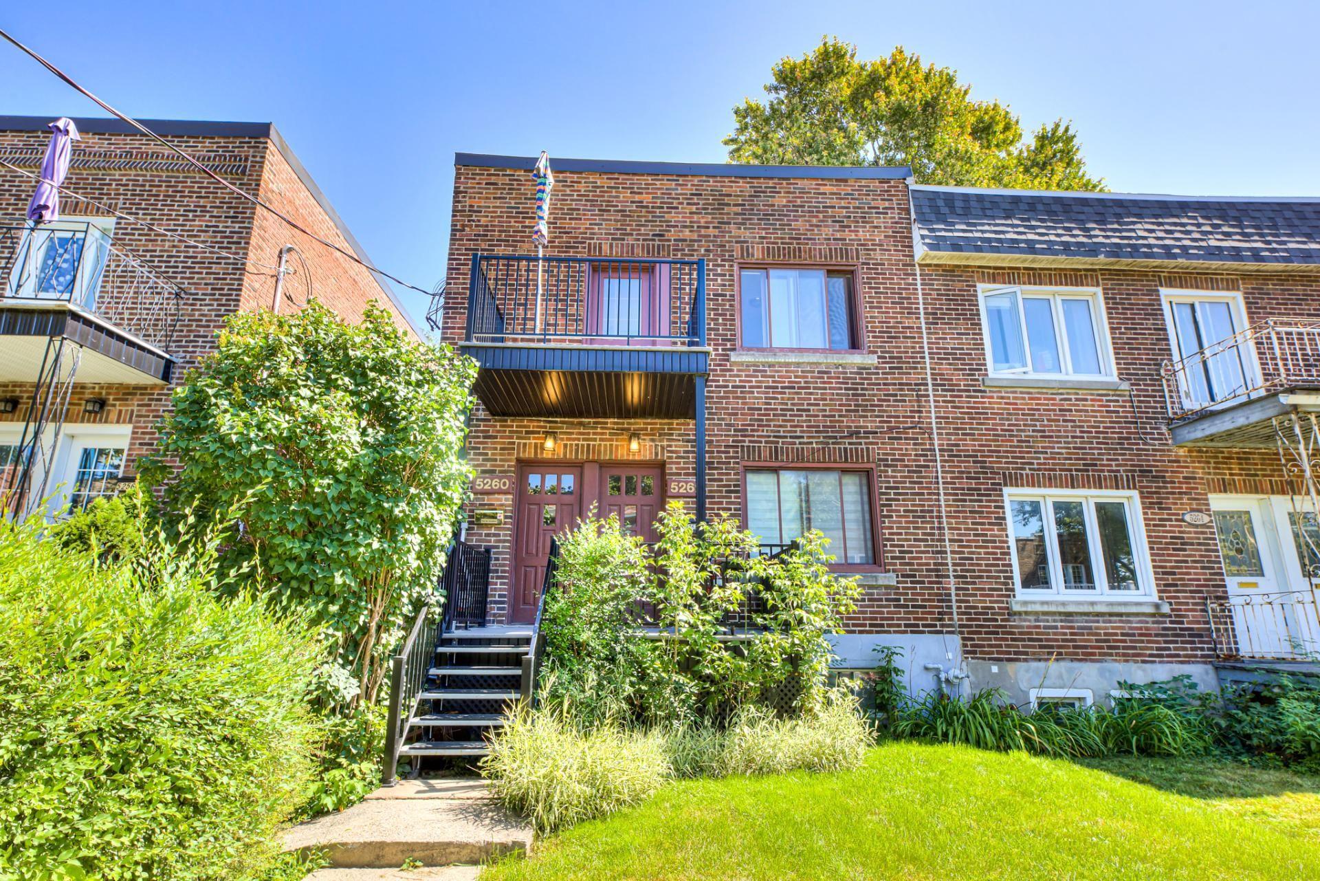 









5260

 - 5262A


Av. Ponsard

,
Montréal (Côte-des-Neiges/Notre-Dame-de-Grâce),




QC
H3W2A8

