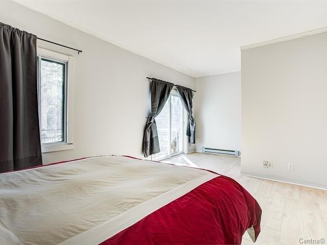 









5260

 - 5262A


Av. Ponsard

,
Montréal (Côte-des-Neiges/Notre-Dame-de-Grâce),




QC
H3W2A8

