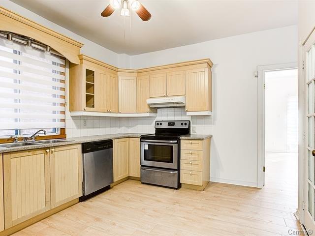 









5260

 - 5262A


Av. Ponsard

,
Montréal (Côte-des-Neiges/Notre-Dame-de-Grâce),




QC
H3W2A8

