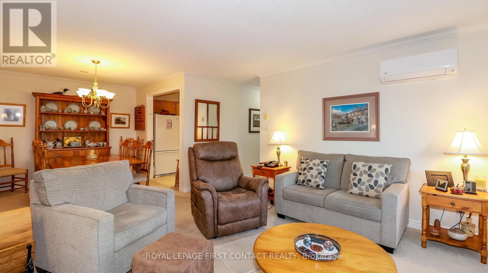 












305 - 131 CLAPPERTON STREET

,
Barrie,




Ontario
L4M3G3

