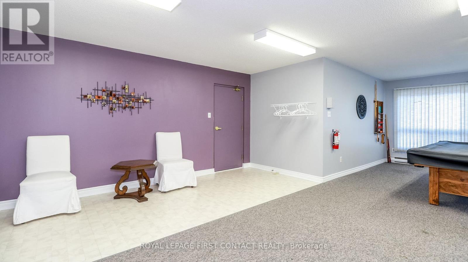 












305 - 131 CLAPPERTON STREET

,
Barrie,




Ontario
L4M3G3

