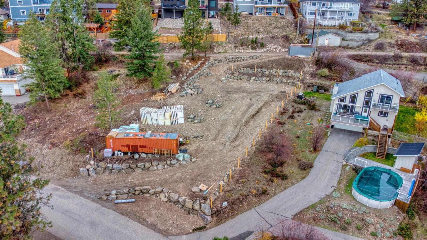 









627


Mountain

Drive,
Vernon,







BC
V1H 2B7

