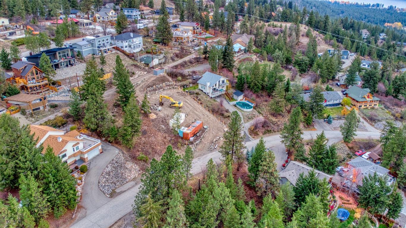 









627


Mountain

Drive,
Vernon,







BC
V1H 2B7

