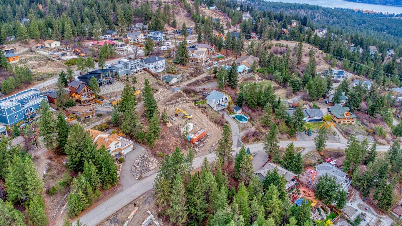 









627


Mountain

Drive,
Vernon,







BC
V1H 2B7

