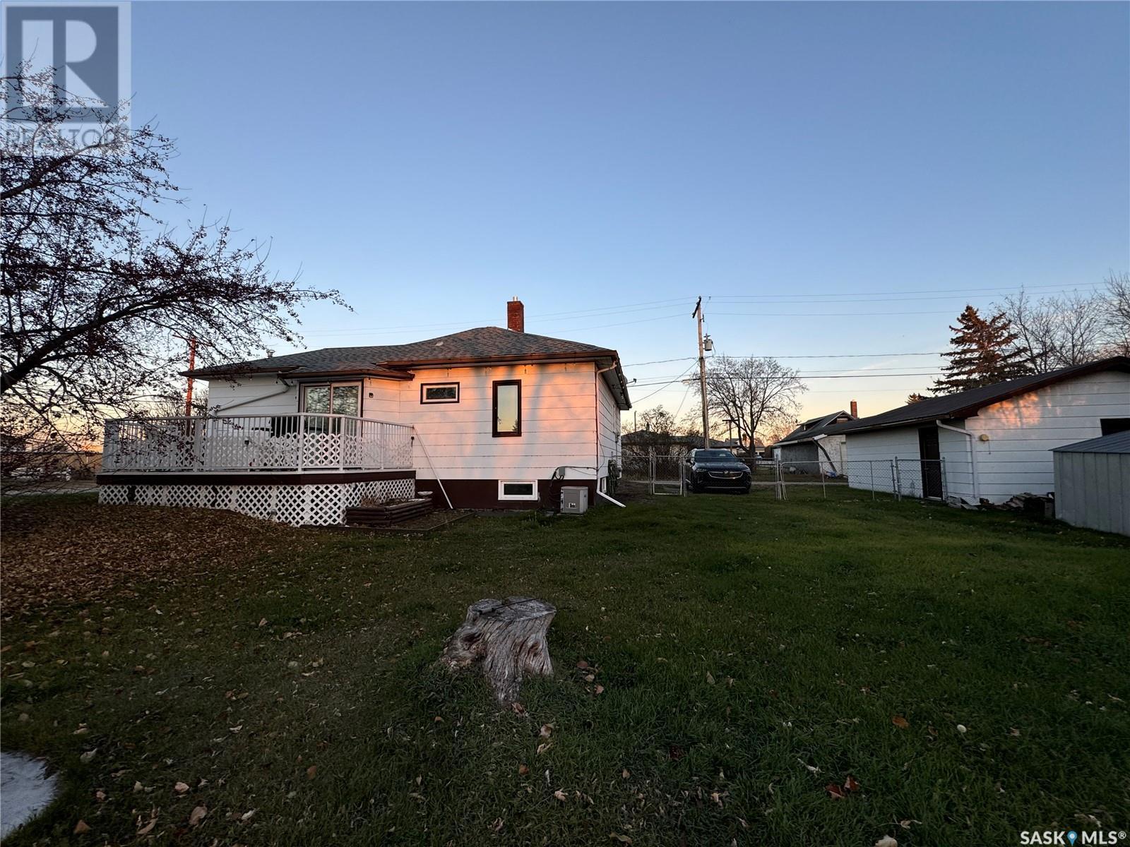 












202 Hudson STREET

,
Hudson Bay,




Saskatchewan
S0E0Y0

