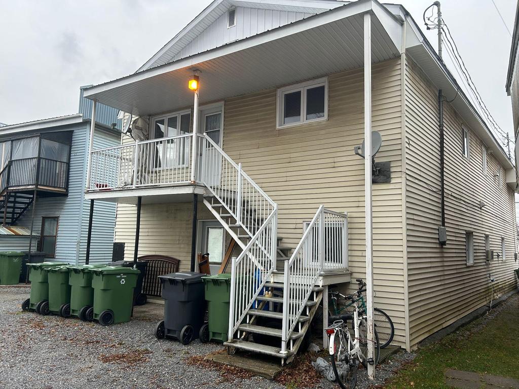 









1073

 - 1079


Rue Boulay

,
Acton Vale,




QC
J0H1A0

