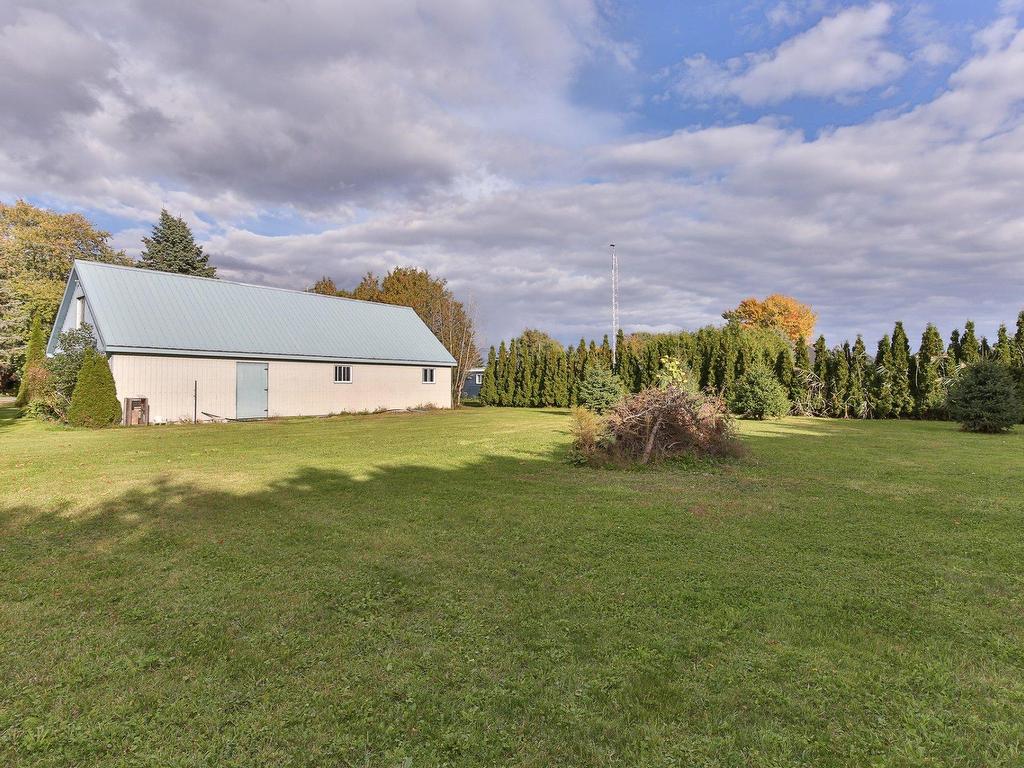 









371


Ch. de la Grande-Ligne E.

,
Saint-Jean-sur-Richelieu,




QC
J2X4J2

