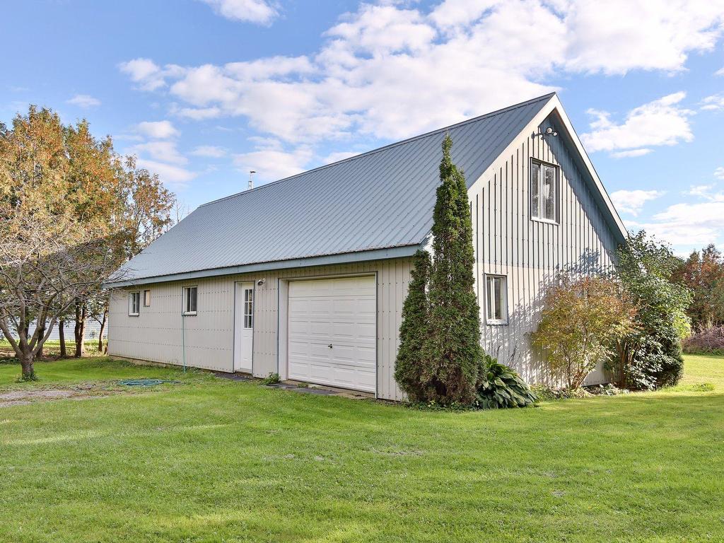 









371


Ch. de la Grande-Ligne E.

,
Saint-Jean-sur-Richelieu,




QC
J2X4J2

