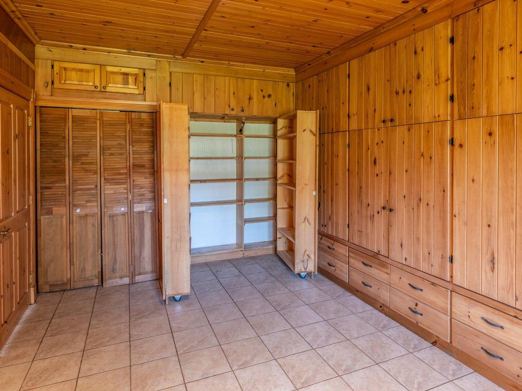 









1150Z


Route des Érables

,
Saint-Théodore-d'Acton,







QC
J0H1Z0

