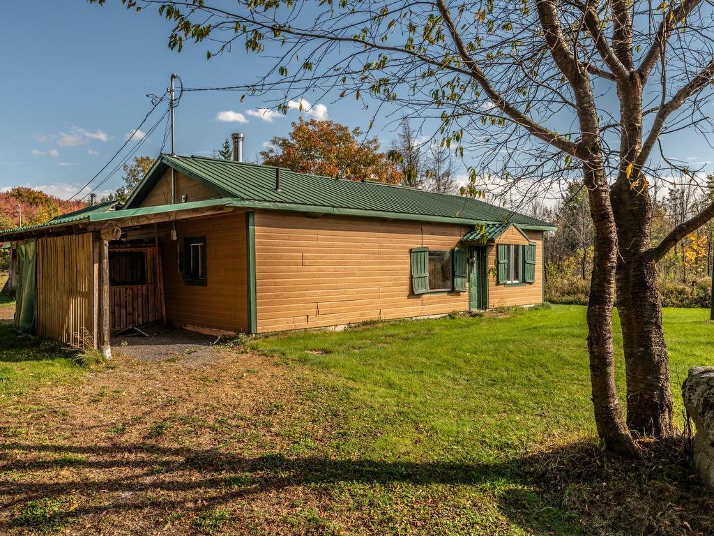 









1150Z


Route des Érables

,
Saint-Théodore-d'Acton,







QC
J0H1Z0

