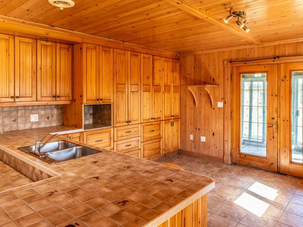 









1150Z


Route des Érables

,
Saint-Théodore-d'Acton,







QC
J0H1Z0

