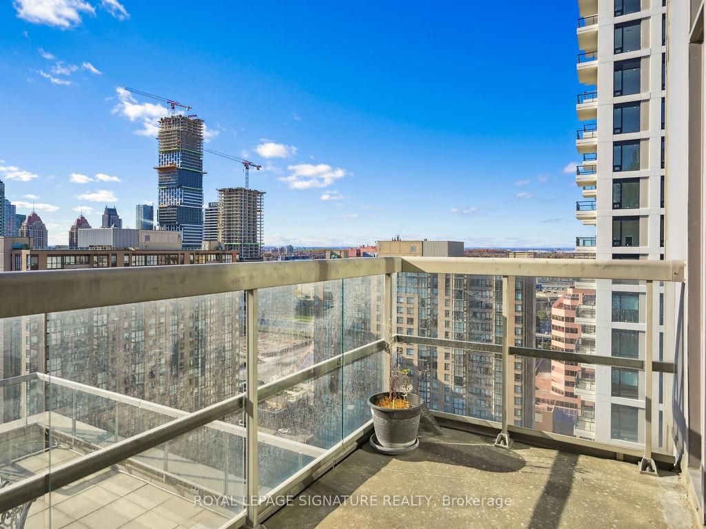 









156


Enfield

Place, 2907,
Mississauga,




ON
L5B 4L8

