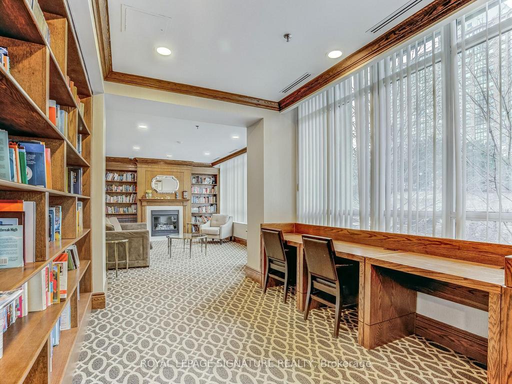 









156


Enfield

Place, 2907,
Mississauga,




ON
L5B 4L8

