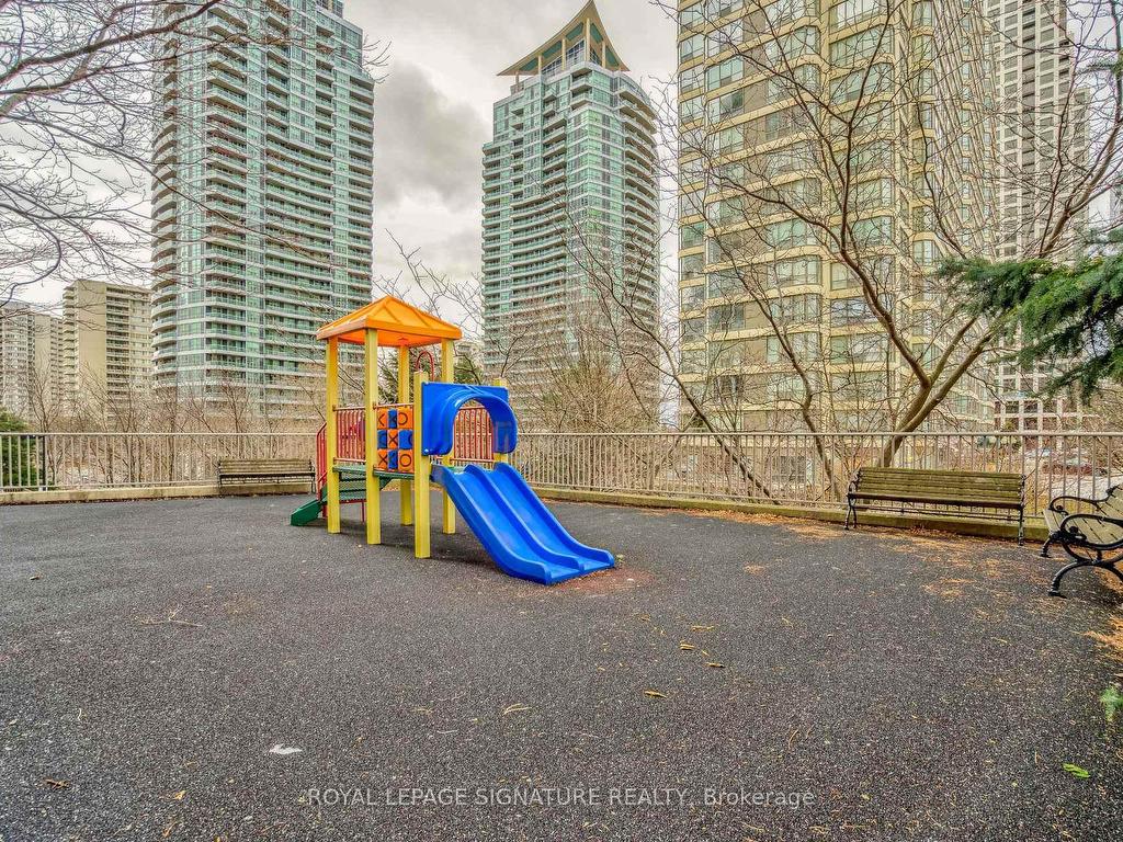 









156


Enfield

Place, 2907,
Mississauga,




ON
L5B 4L8

