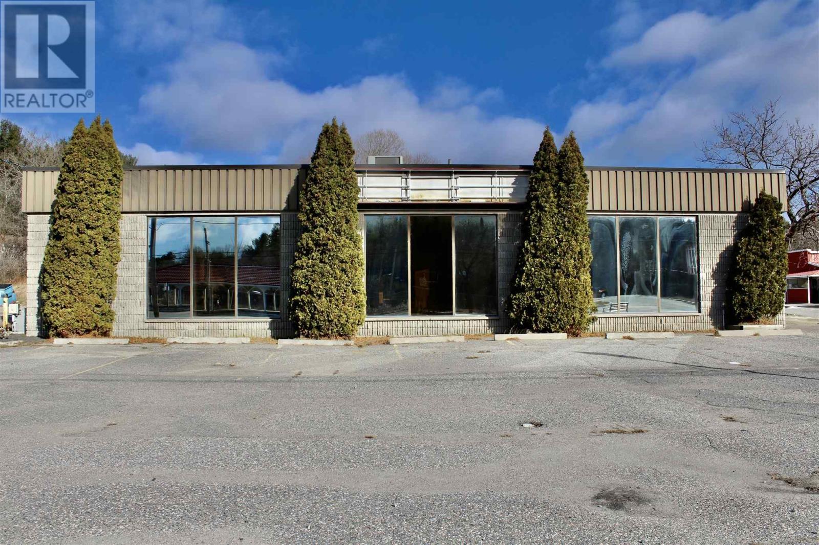 












121 Front ST

,
Spanish,




Ontario
P0P2A0

