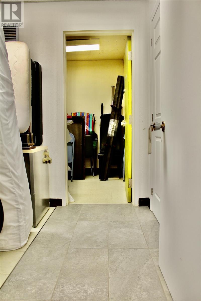 












121 Front ST

,
Spanish,




Ontario
P0P2A0


