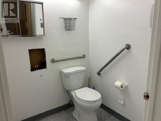 












121 Front ST

,
Spanish,




Ontario
P0P2A0

