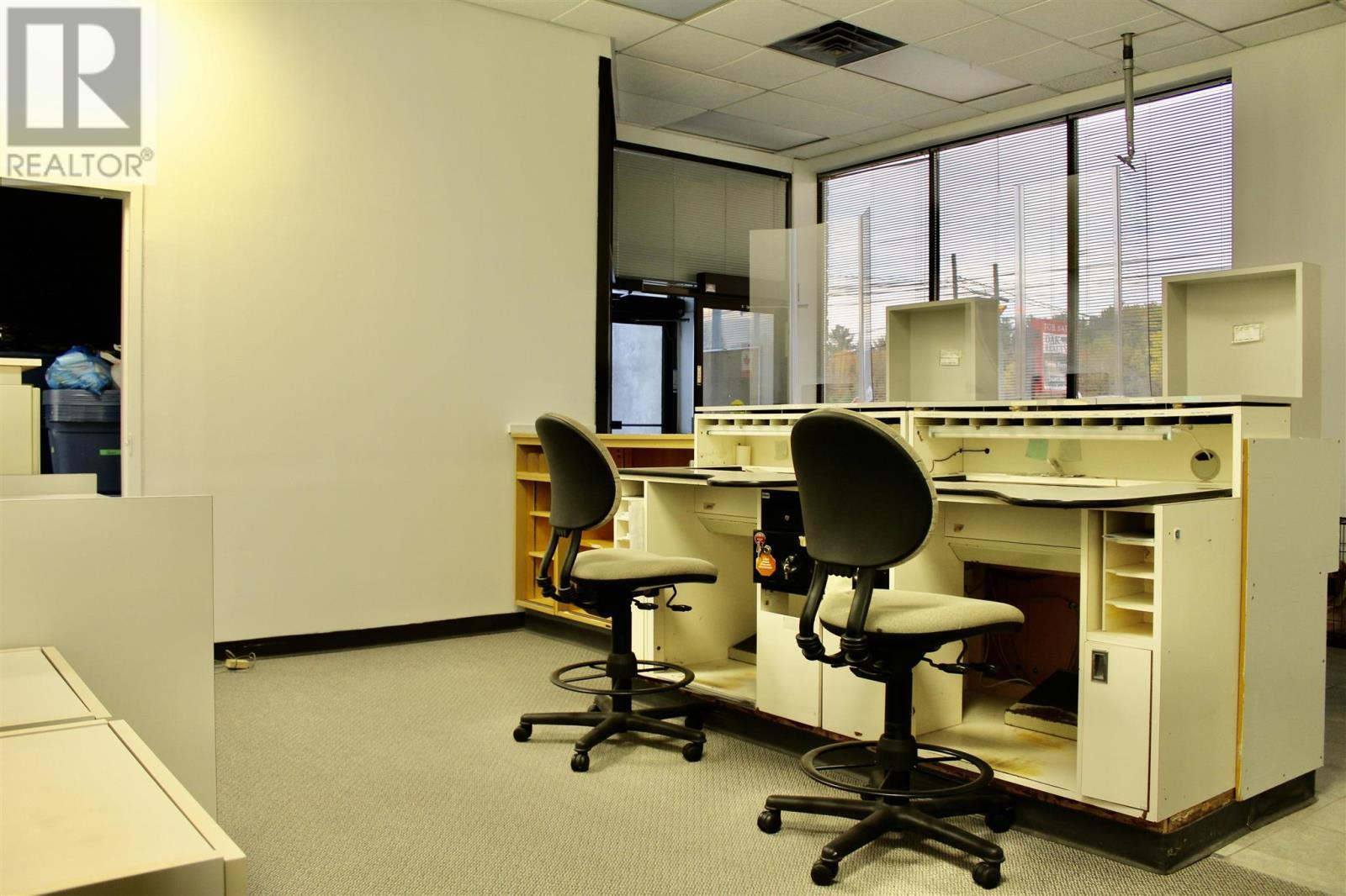 












121 Front ST

,
Spanish,




Ontario
P0P2A0

