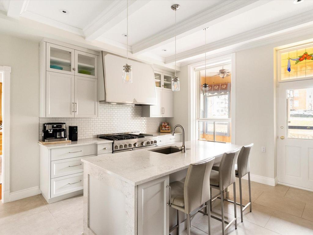 









552

 - 562


2e Rue de la Pointe

,
Shawinigan,




QC
G9N1J7


