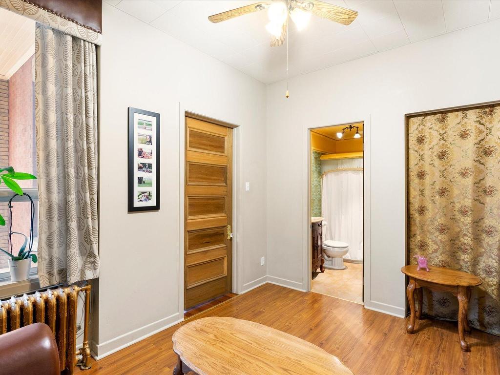 









552

 - 562


2e Rue de la Pointe

,
Shawinigan,




QC
G9N1J7

