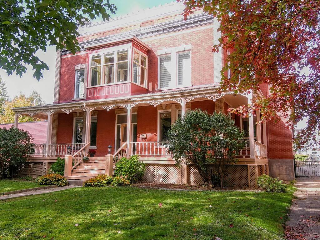 









552

 - 562


2e Rue de la Pointe

,
Shawinigan,




QC
G9N1J7

