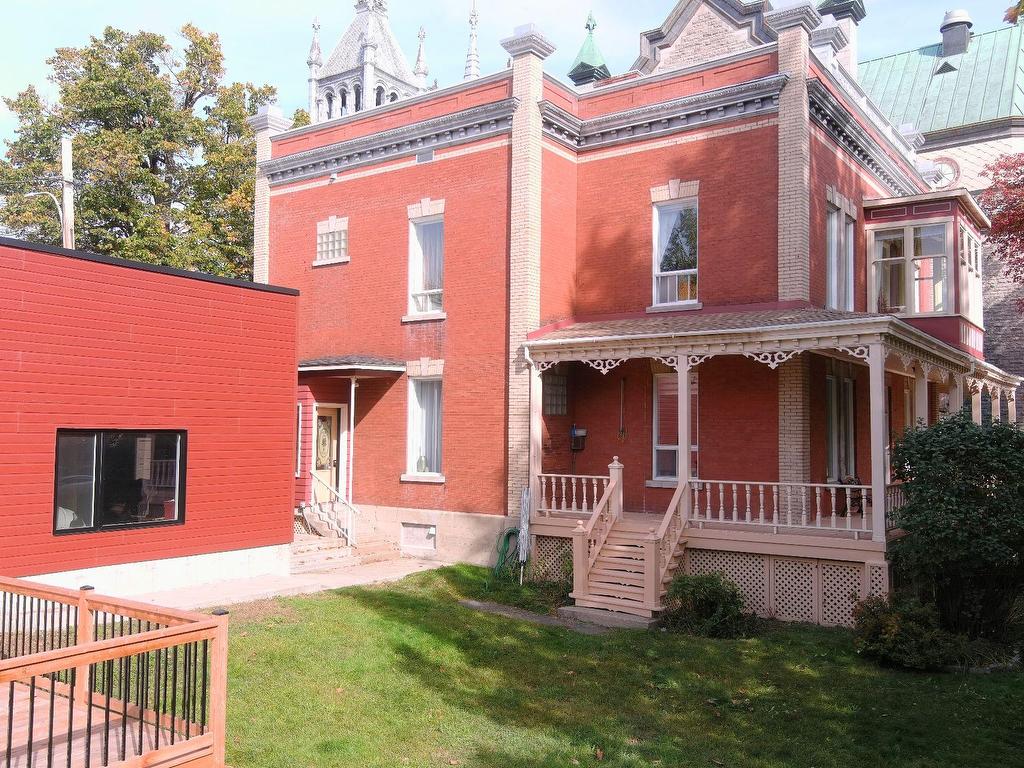 









552

 - 562


2e Rue de la Pointe

,
Shawinigan,




QC
G9N1J7

