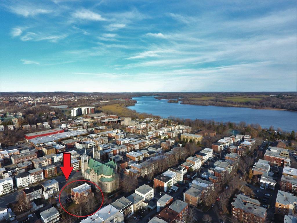 









552

 - 562


2e Rue de la Pointe

,
Shawinigan,




QC
G9N1J7

