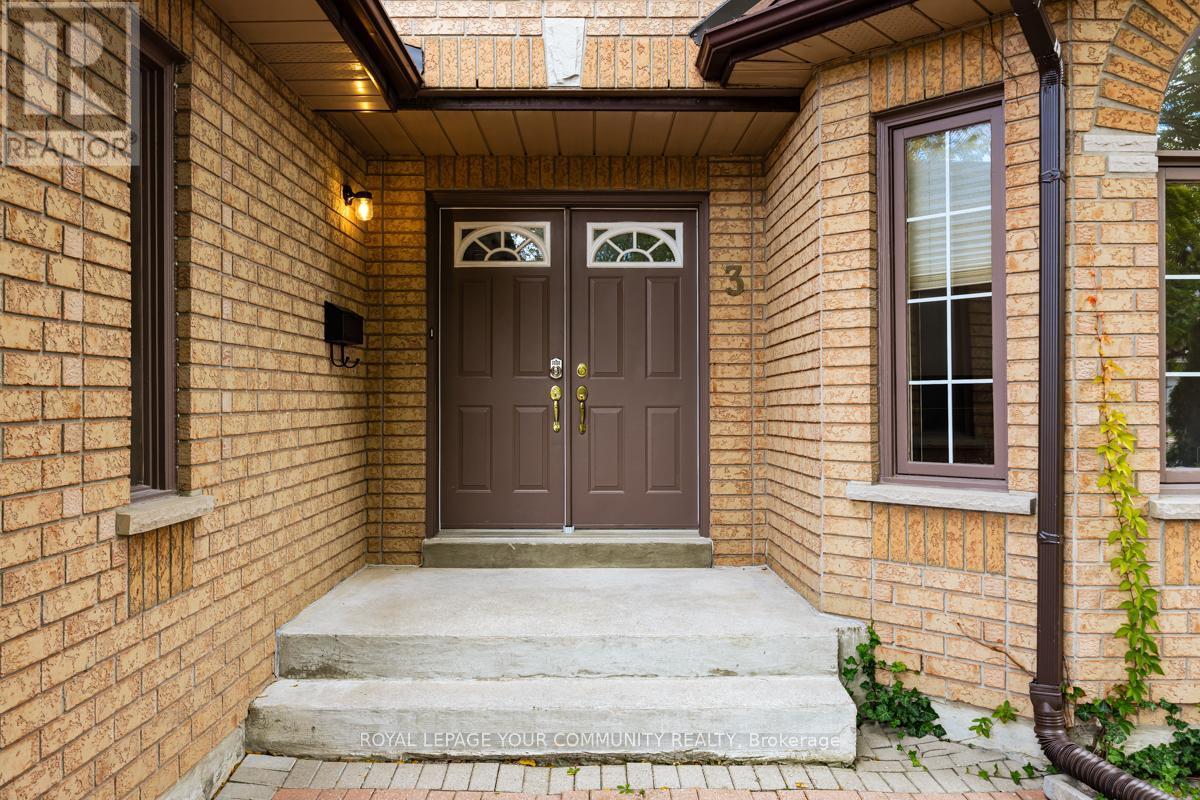 












3 CREEKVIEW AVENUE

,
Richmond Hill,




Ontario
L4C9X1

