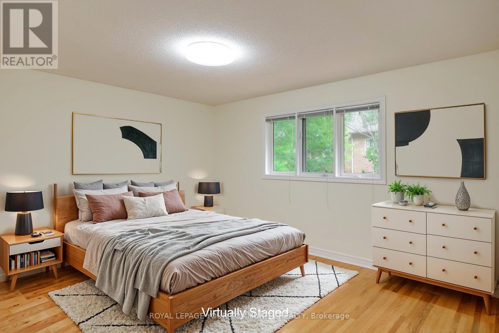












3 CREEKVIEW AVENUE

,
Richmond Hill,




Ontario
L4C9X1

