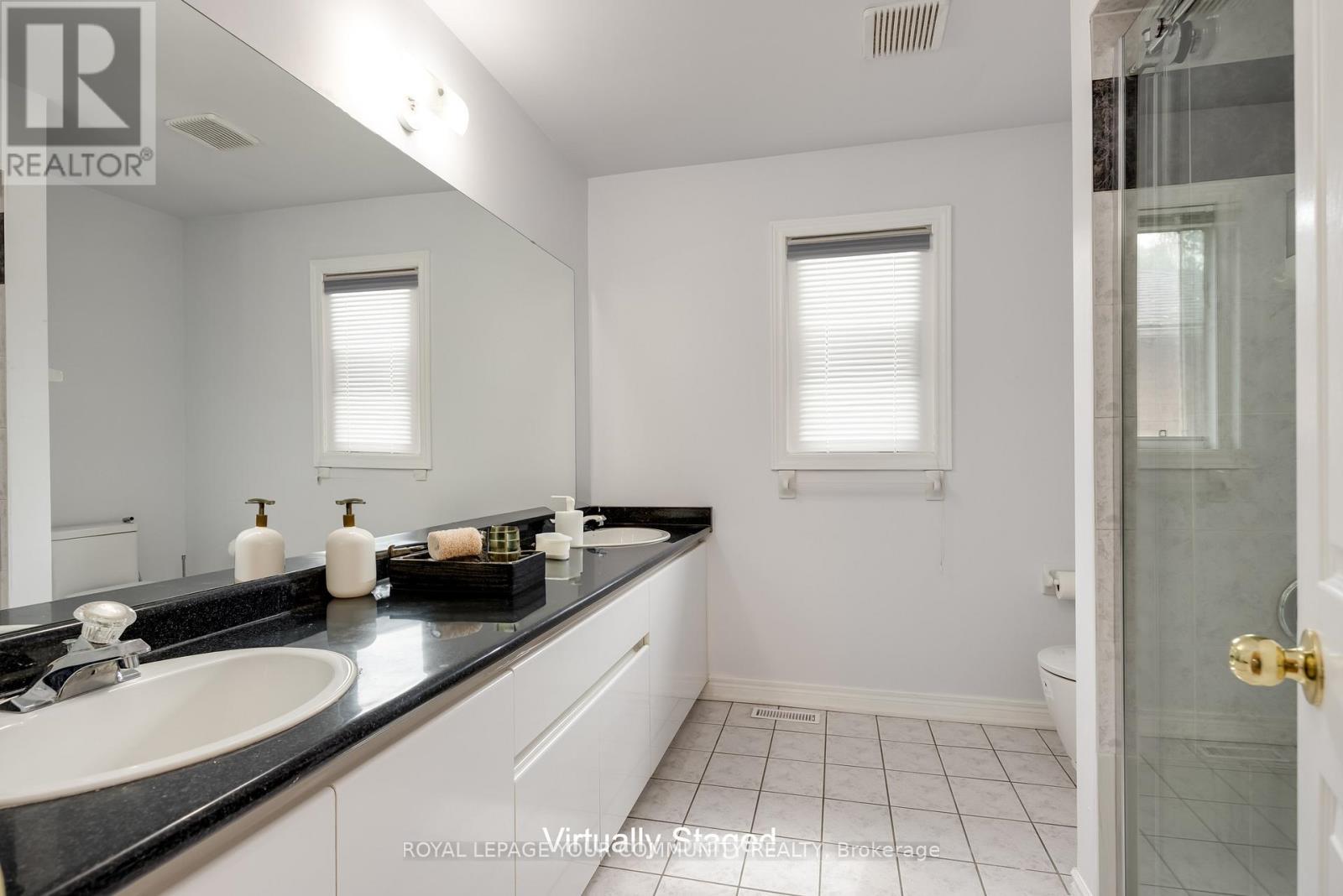 












3 CREEKVIEW AVENUE

,
Richmond Hill,




Ontario
L4C9X1

