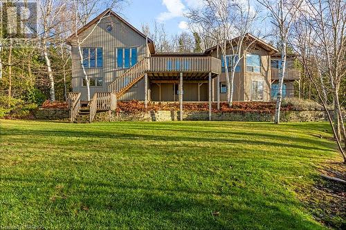 A stunning 3,400 sq ft modern home with timber frame interior.