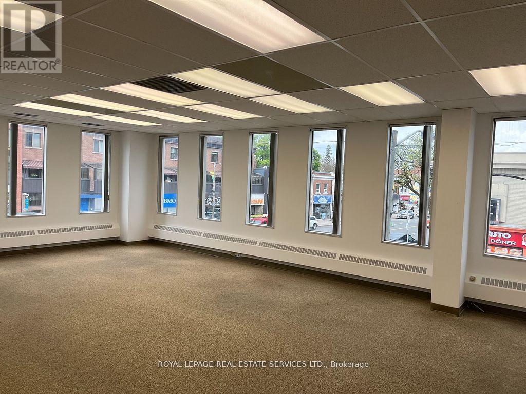 












201 - 3335 YONGE STREET

,
Toronto,




Ontario
M4N2M1

