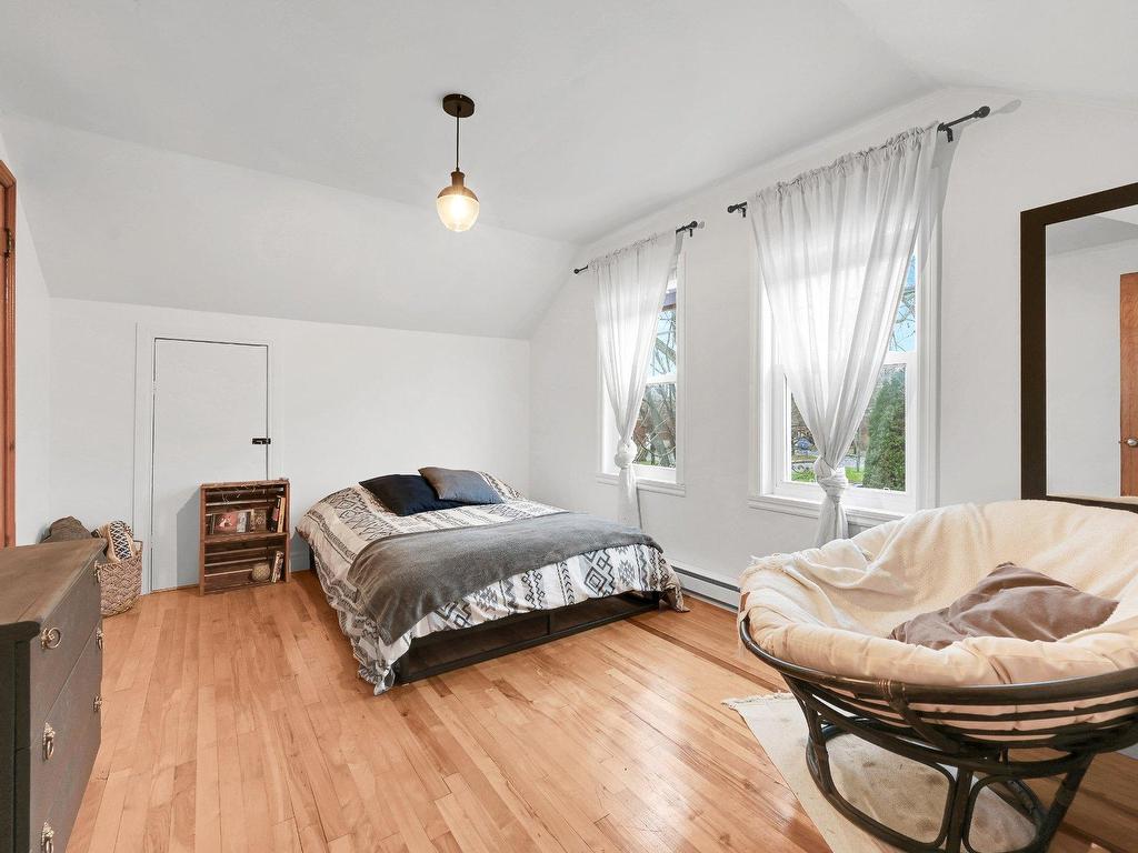 









545


Boul. de Normandie N.

,
Farnham,




QC
J2N1W6

