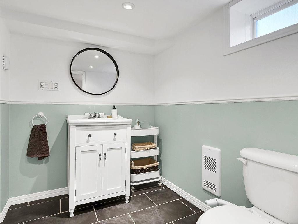 









545


Boul. de Normandie N.

,
Farnham,




QC
J2N1W6

