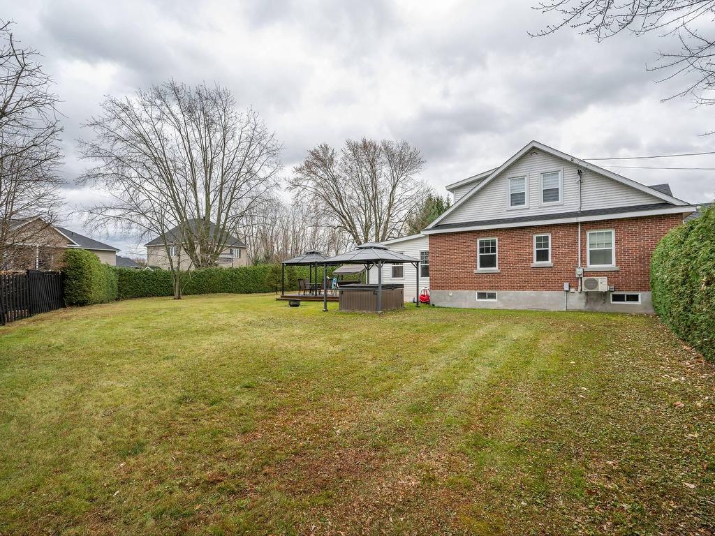 









545


Boul. de Normandie N.

,
Farnham,




QC
J2N1W6

